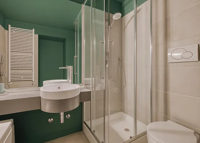 Hostmate - - Solari * ミラノ